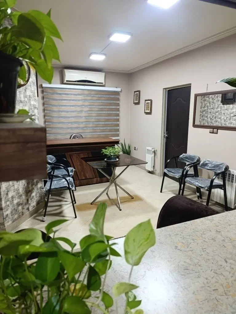اجاره واحد اداری و تجاری