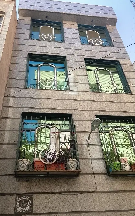 ملک شخصی ۳ واحد