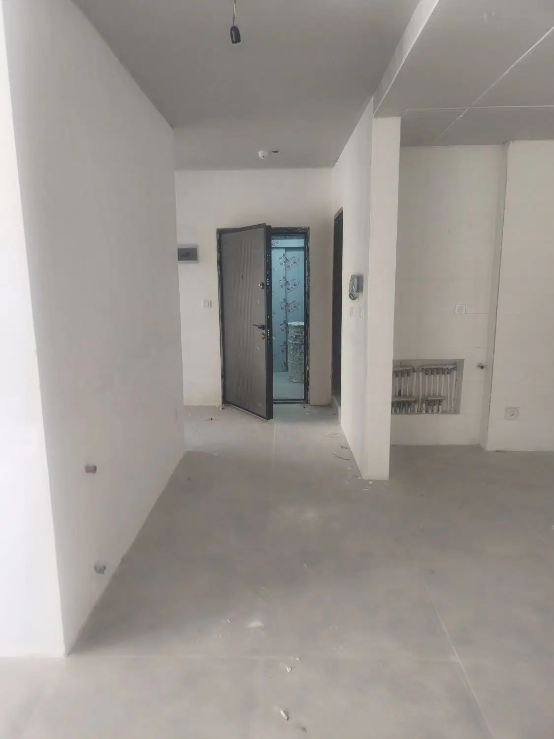 فروش آپارتمان منوچهری ۵ آماده تحویل