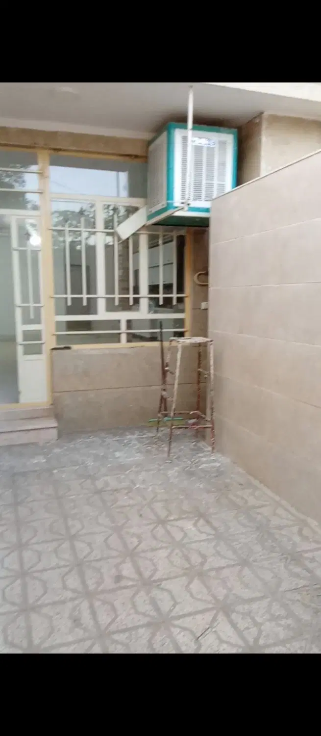 یک باب منزل اجاره ای
