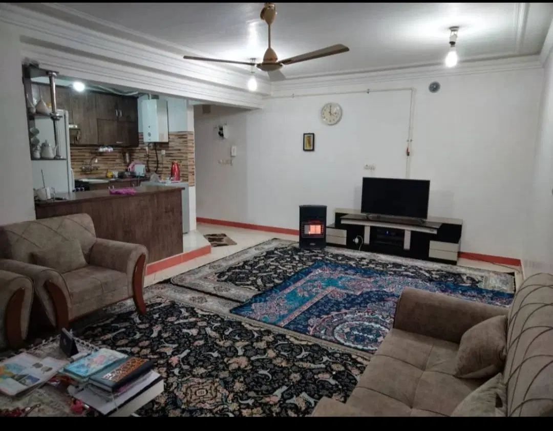 طبقه بالا۸۰متر