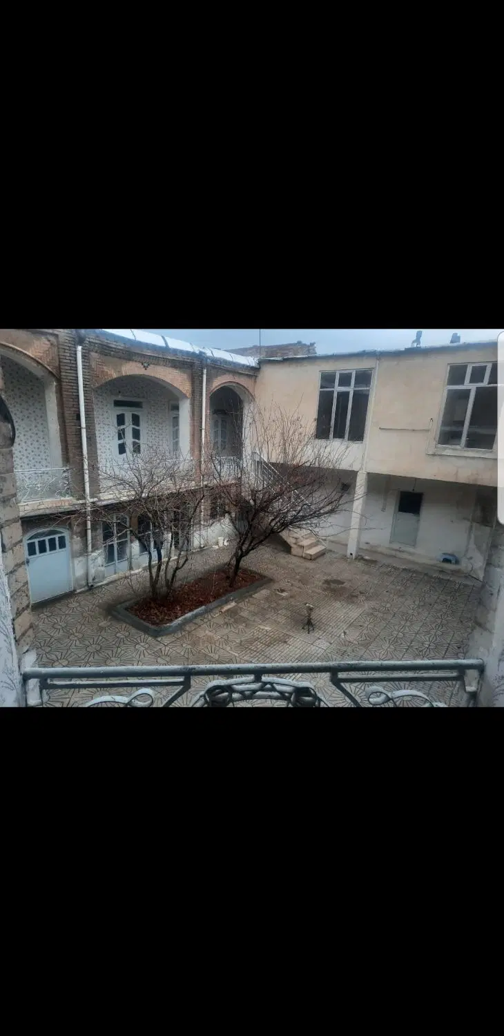 فیض آباد کوچه سلیمی خانه ویلایی۲۹۶متری