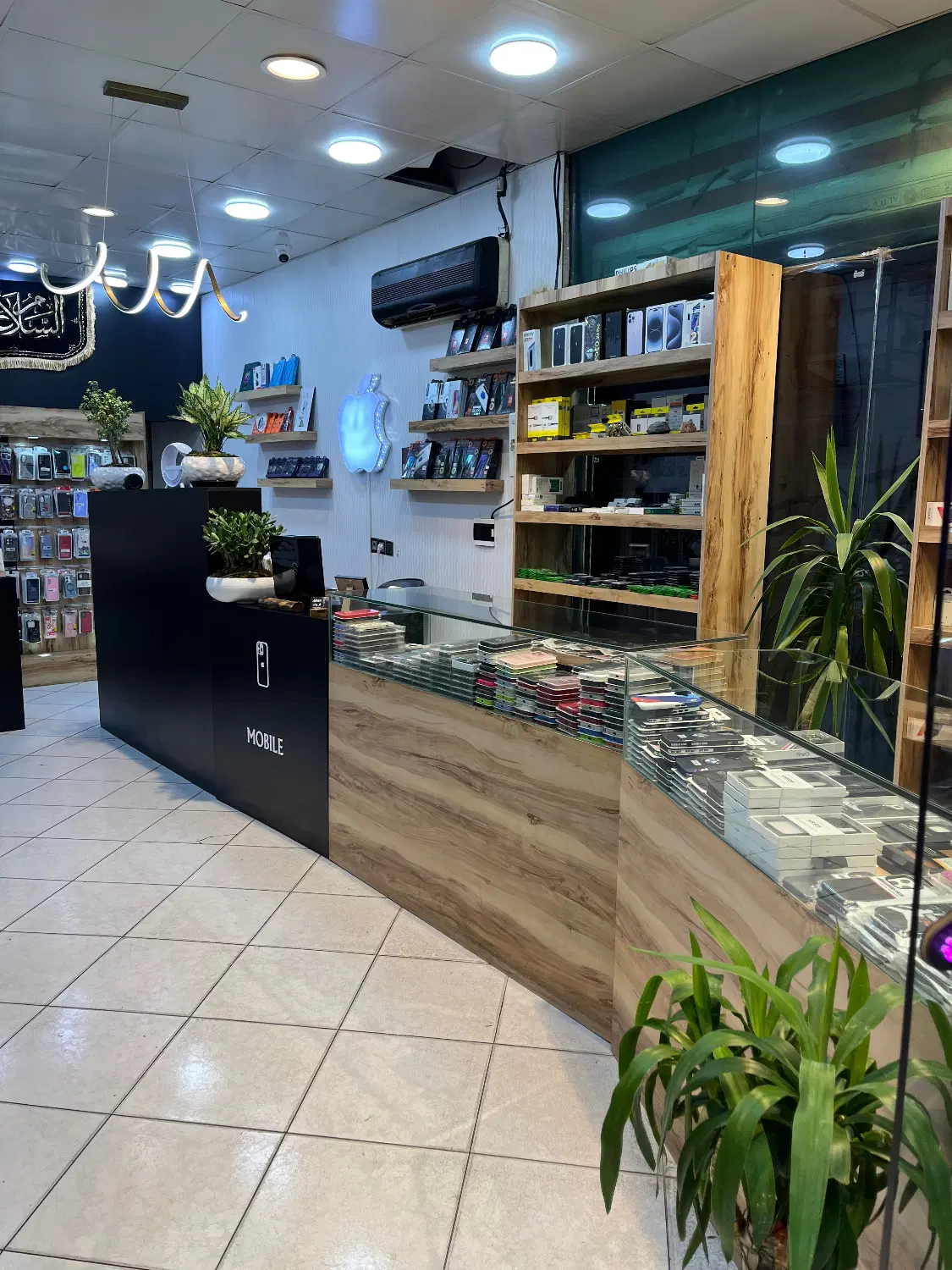 واگذاری مغازه موبایل فروشی