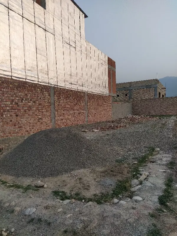 زمین مسکونی