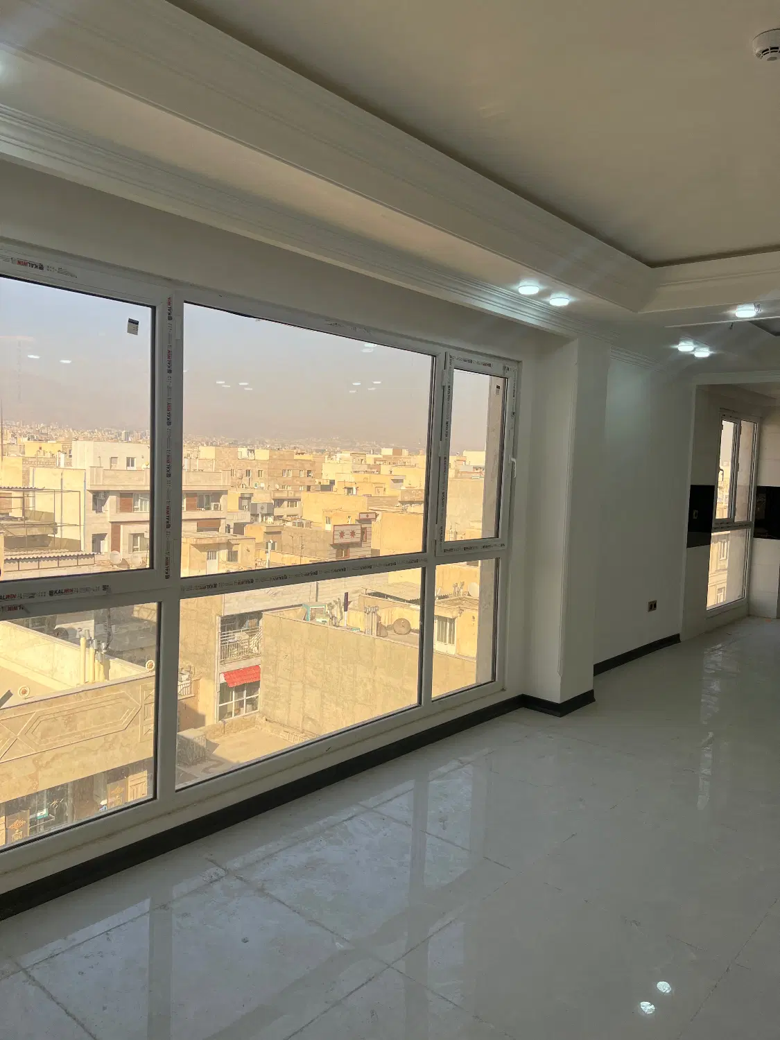 اپارتمان۱۱۲متر فول امکانات طبقه ششم ویوو۳۶۰ درجه