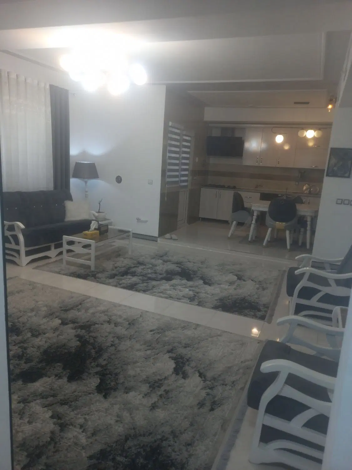 ۱۰۰ متر  ابتدای خیابان برق مبله