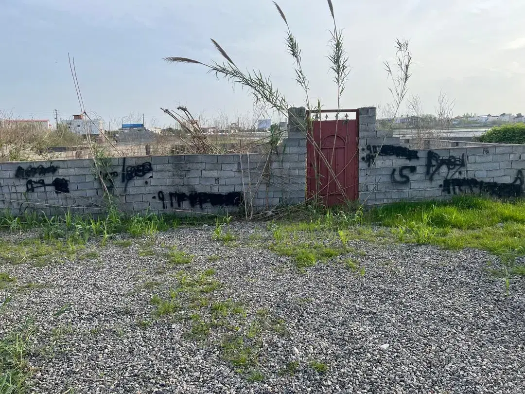 زمین مسکونی ساحلی در چاکسر با دید باز دائمی