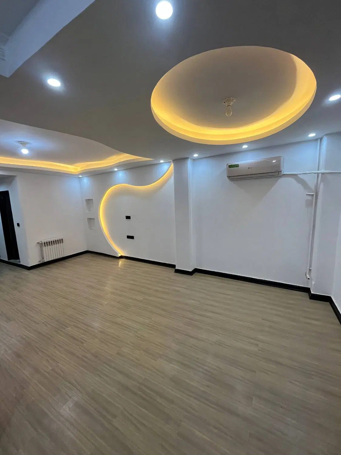 80 متر 2خواب بلوار 8 دی