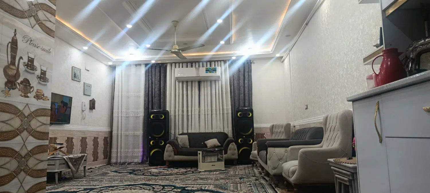 خانه ویلایی 225متری