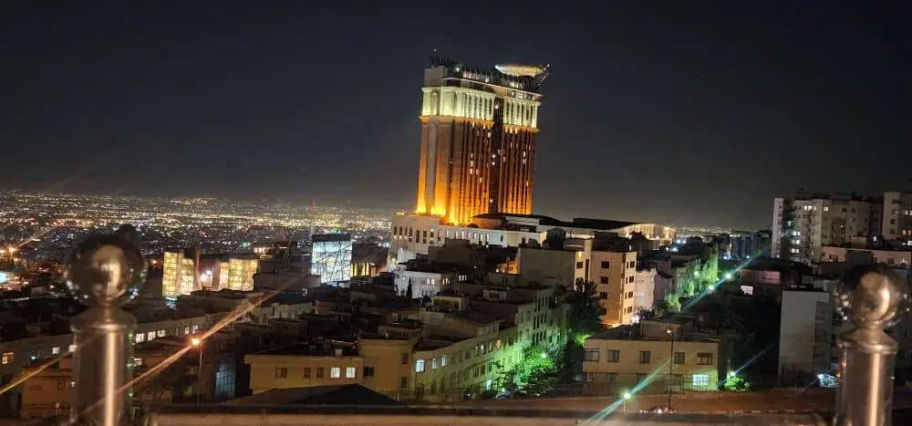 آپارتمان ۱۴۰ متری