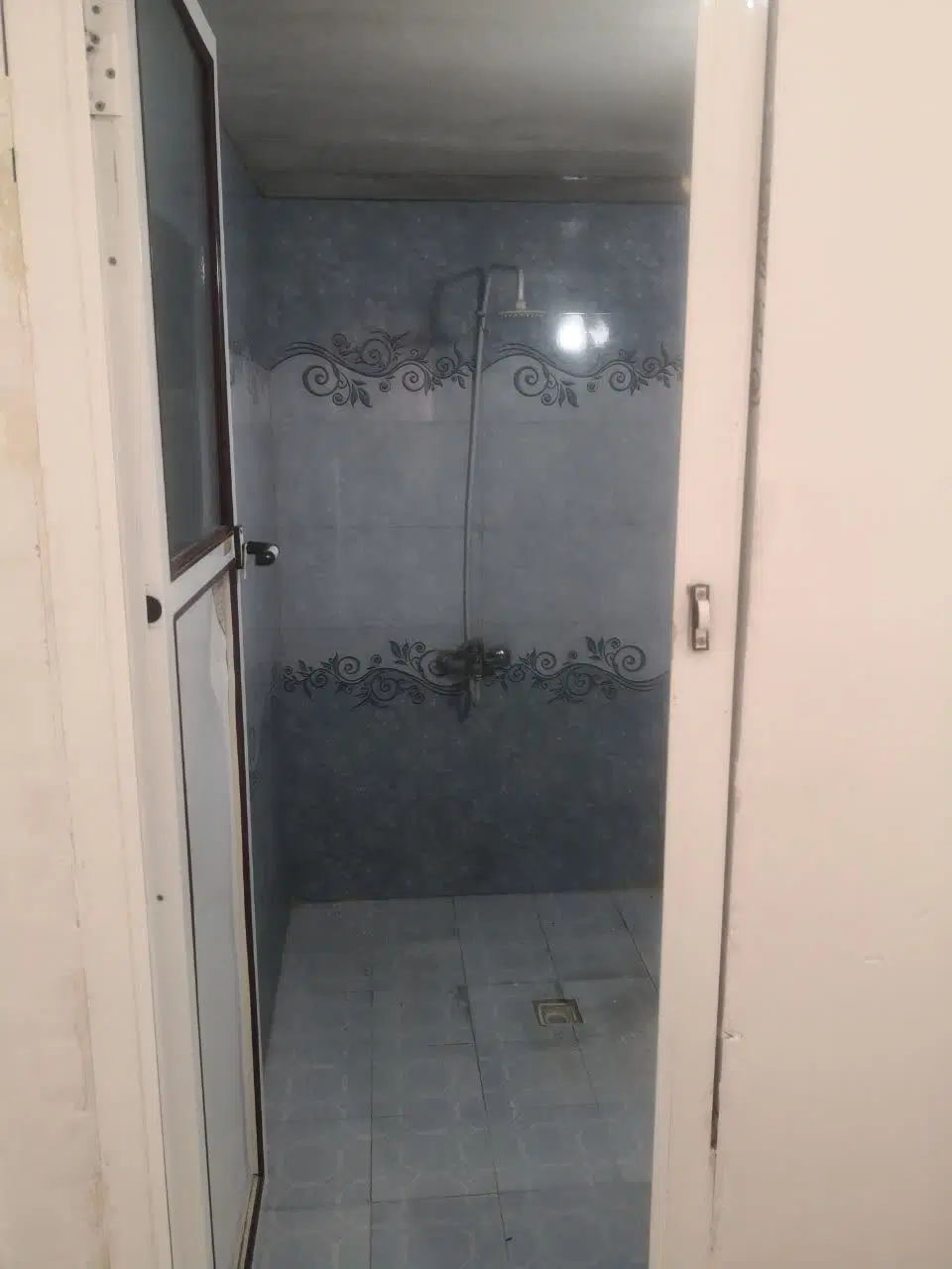ساختمان ۸۴ متری سرابیاس یاس سوم