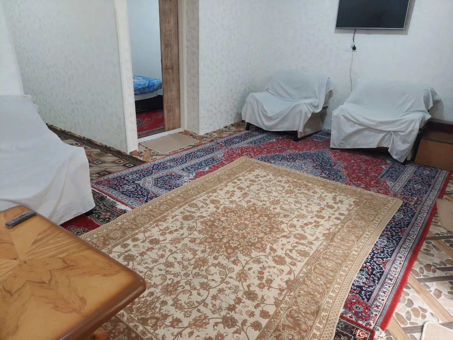منزل ویلایی بسیار تمیز و بهداشتی+پارکینگ مجزا