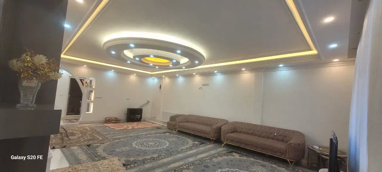 ساختمان تک واحدی ۵ طبقه کلید نخورده
