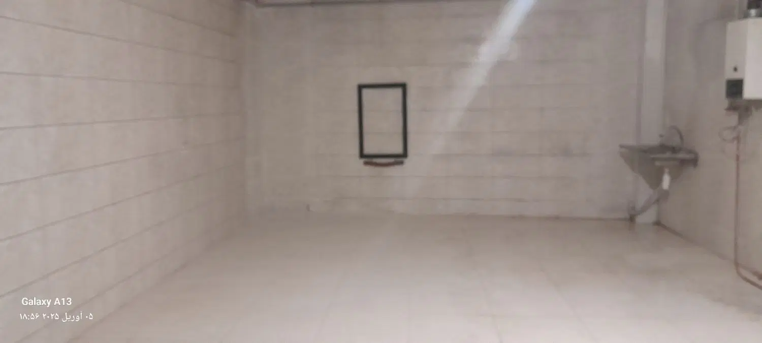 مغازه در نوآوران