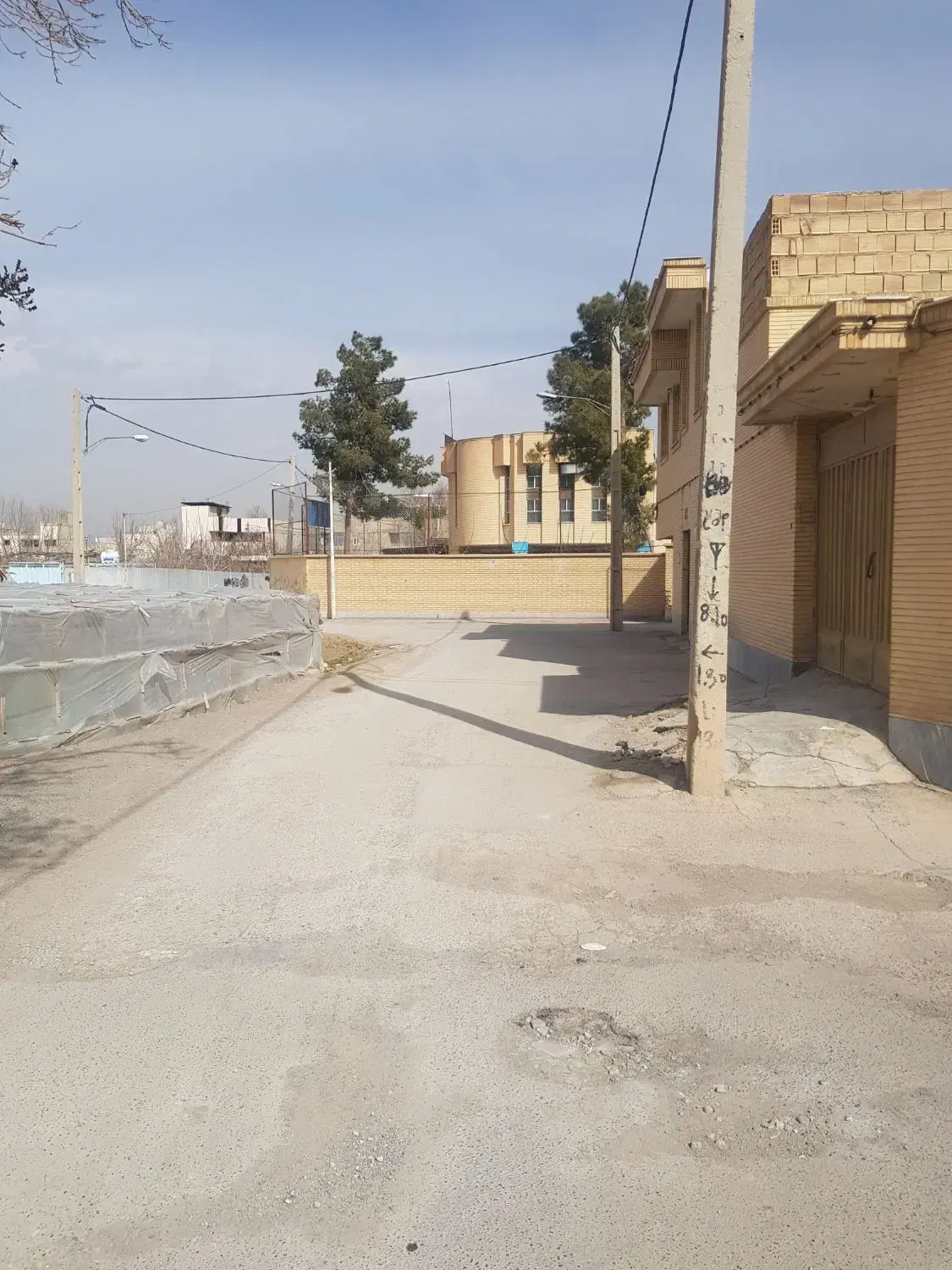 فروش زمین درب جنوب واقع دریزدآباد باغ ابریشم