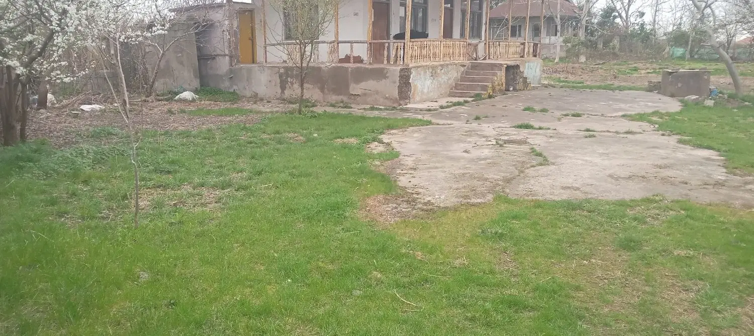 خانه باغ ۱۲۰۰ متری روستایی زیبا و دنج