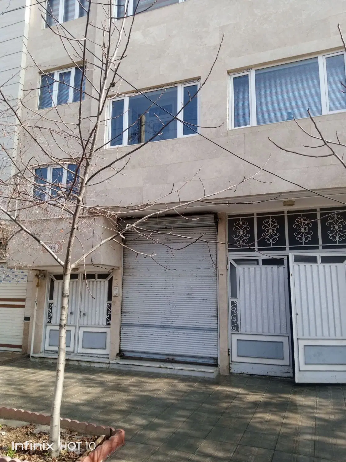 یک منزل مسکونی اجاره داده میشود