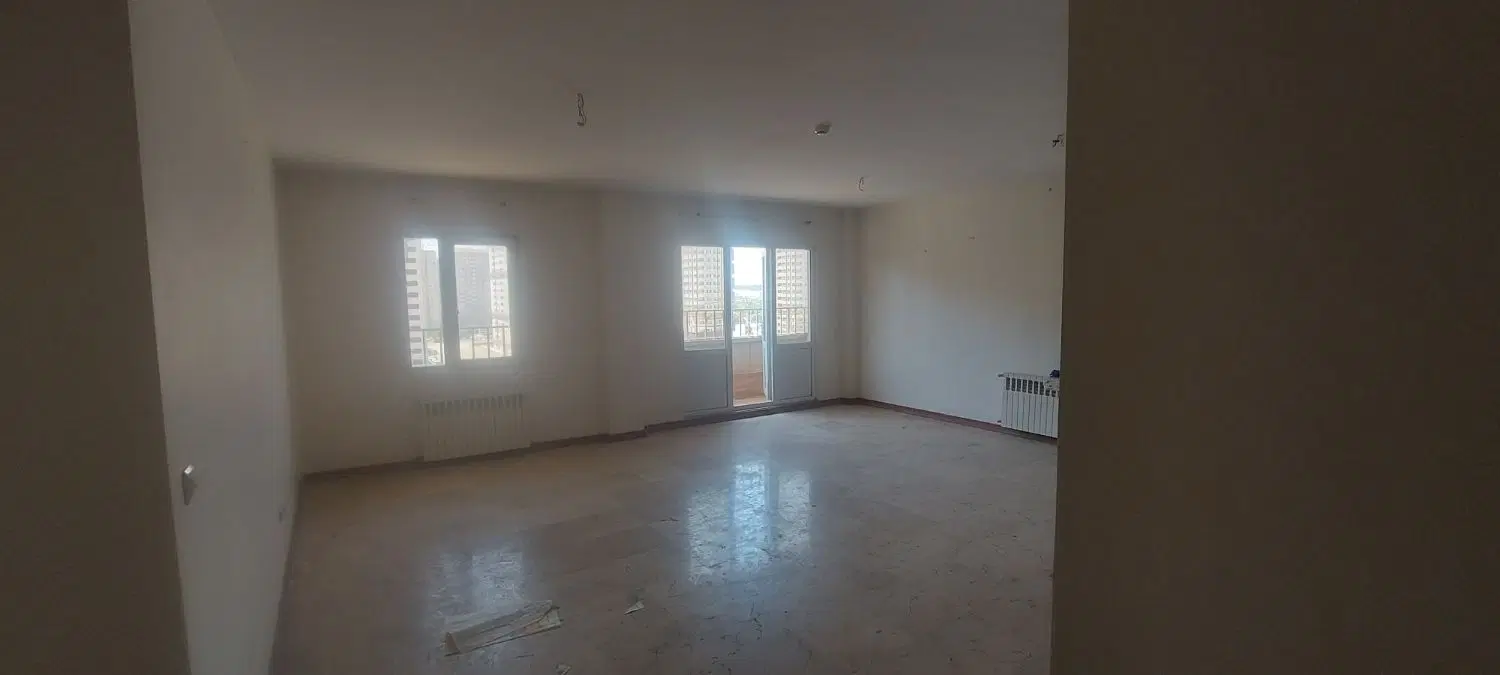 ۳۷۰ متر مستقلات ، خانه ویلایی ، کلنگی،