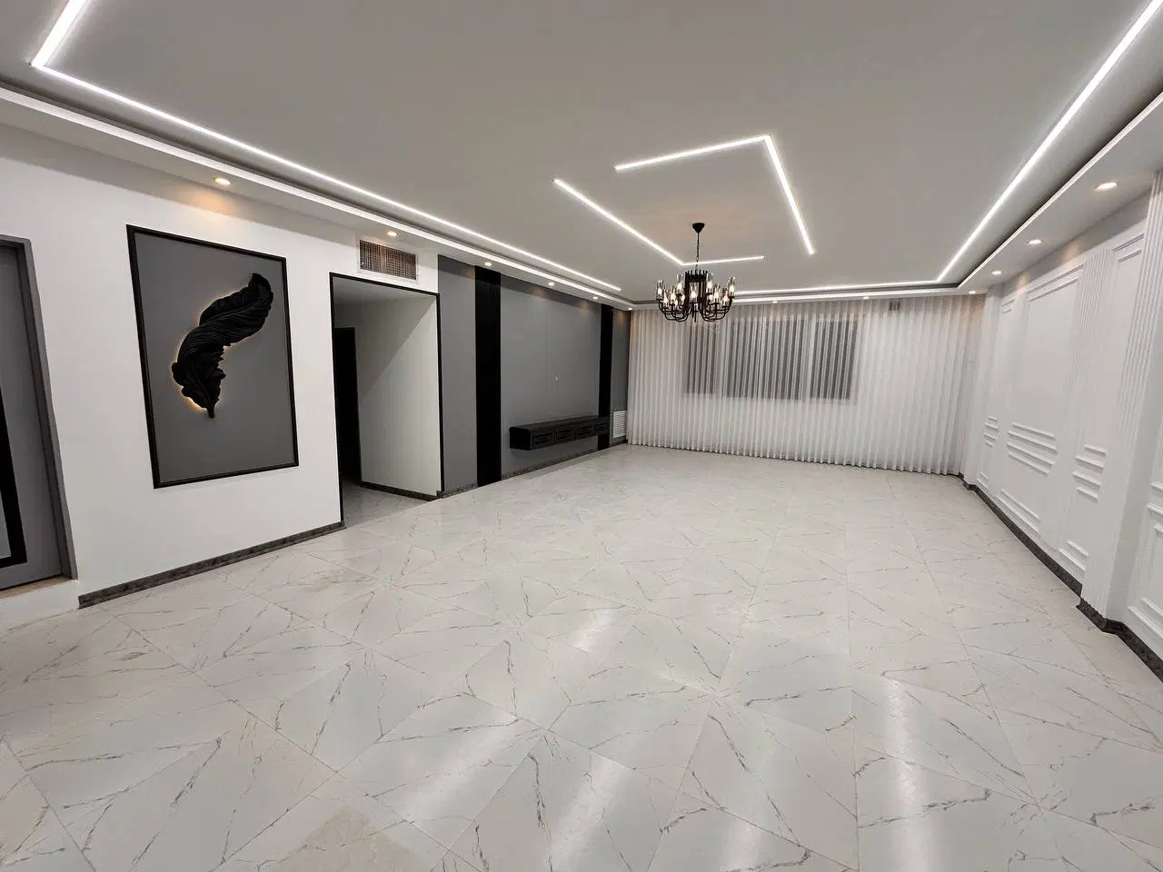 اپارتمان ۱۵۰ متری شیک
