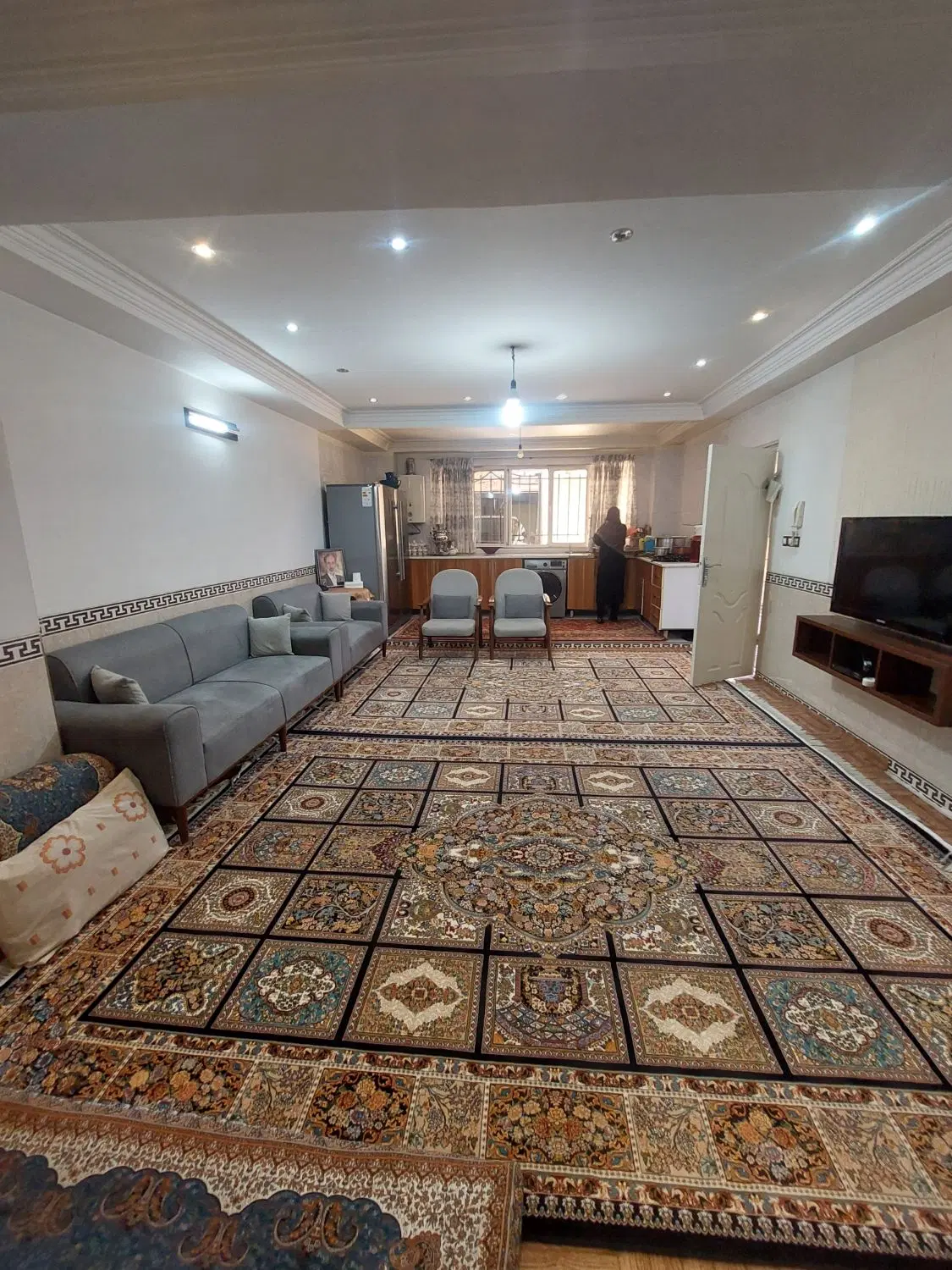 100مترط3پشت به نما کوچه سروستان 400م