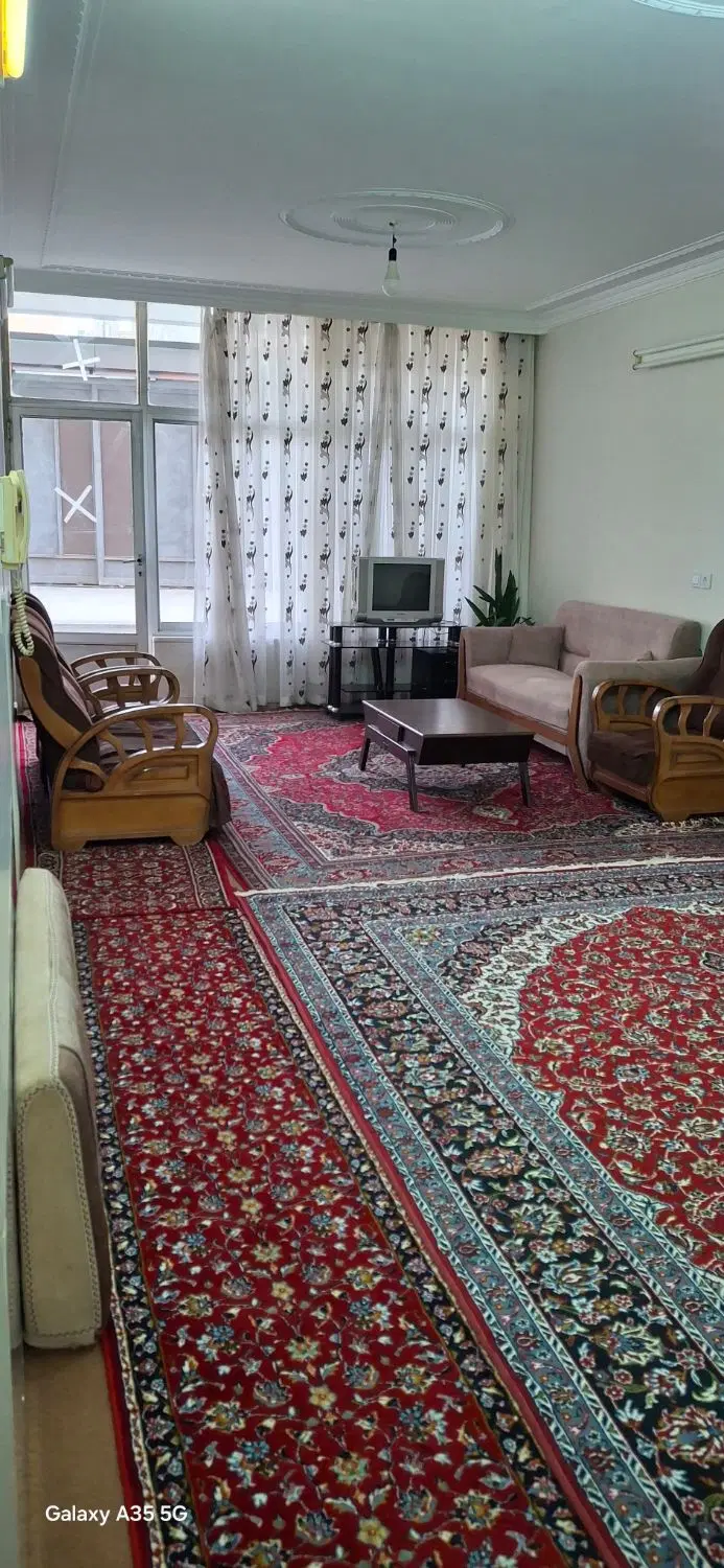 منزل مبل در مشتاق