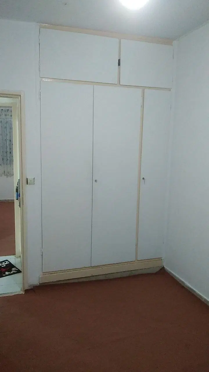 واحد ۷۰متری تخلیه