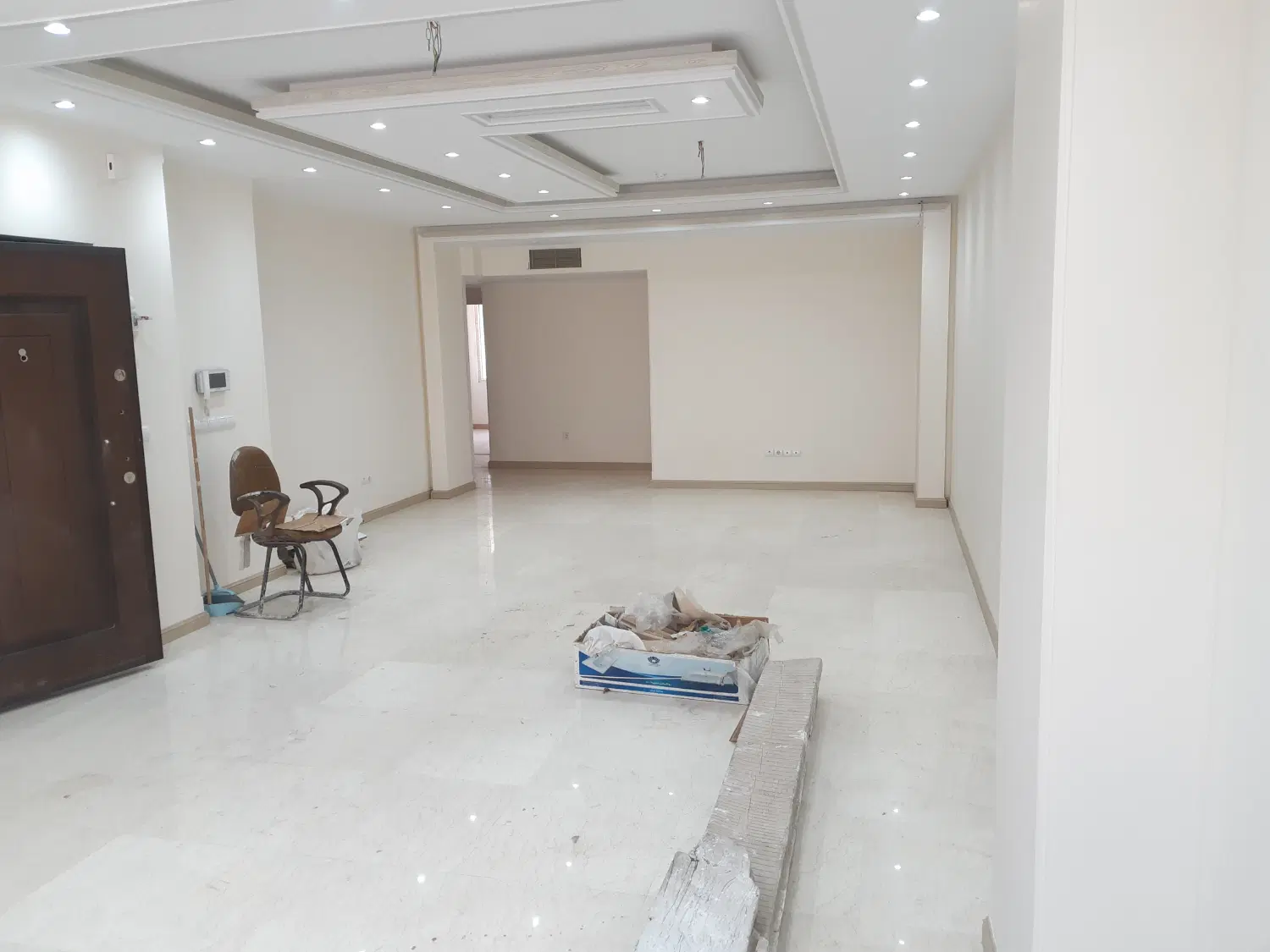 اپارتمان 119 متری_3 خواب_ پیروزی