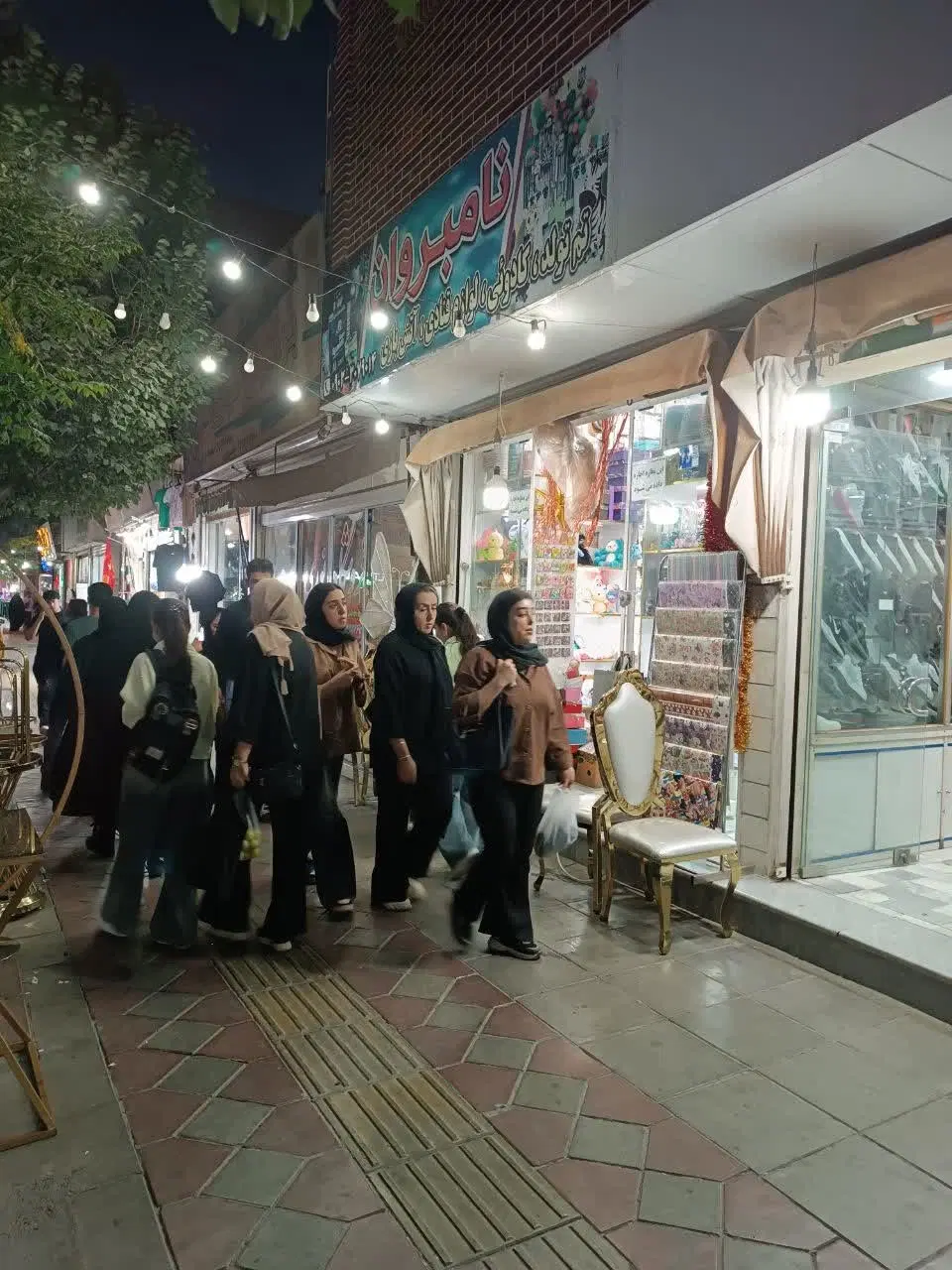 ۲۴ متر مغازه __ بر اصلی زیباشهر