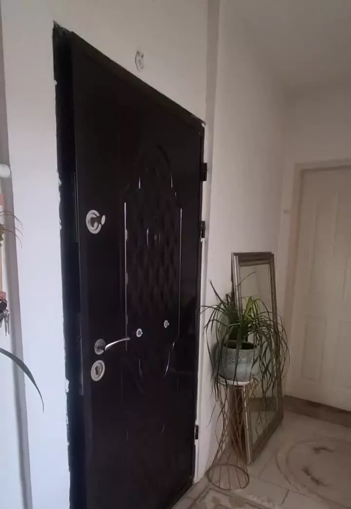 ویلایی سهندساران_دوطبقه تک واحدی