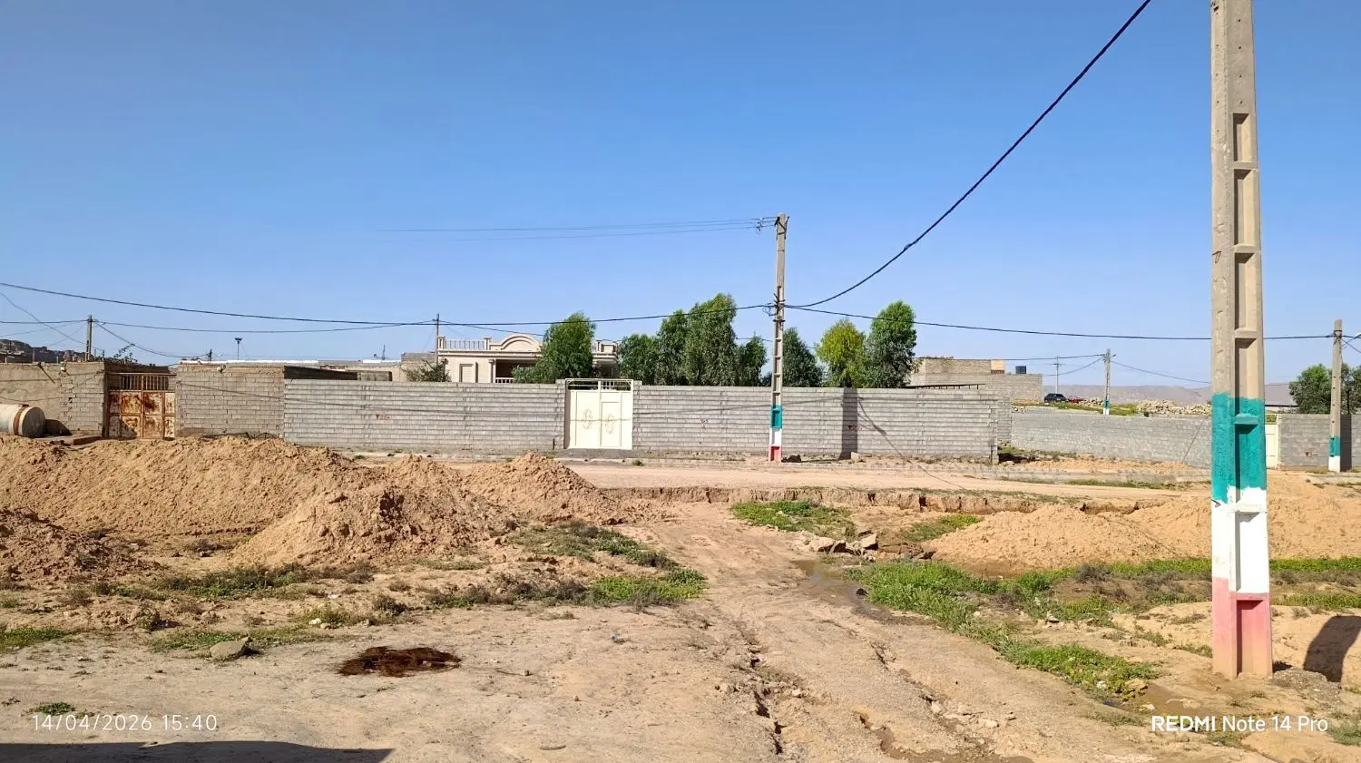 زمین مسکونی 210 متر تخت اناری