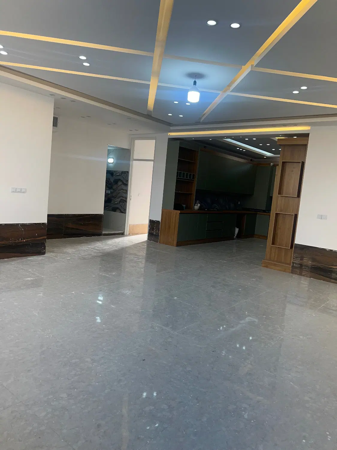 فروش منزل ویلایی فوق لوکس واقع در کیان اباد