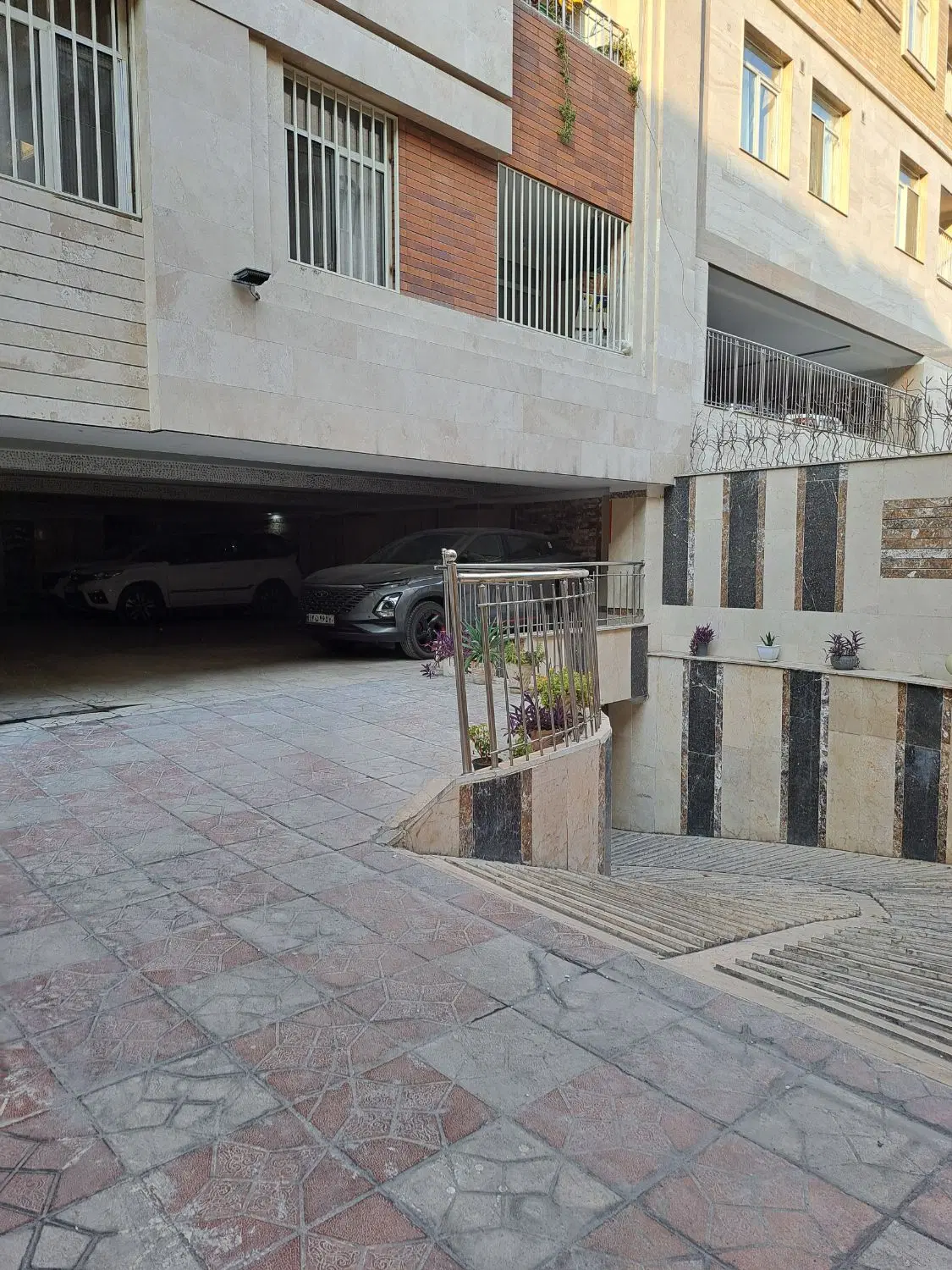 106 متر ، سه خواب ، شریعتی
