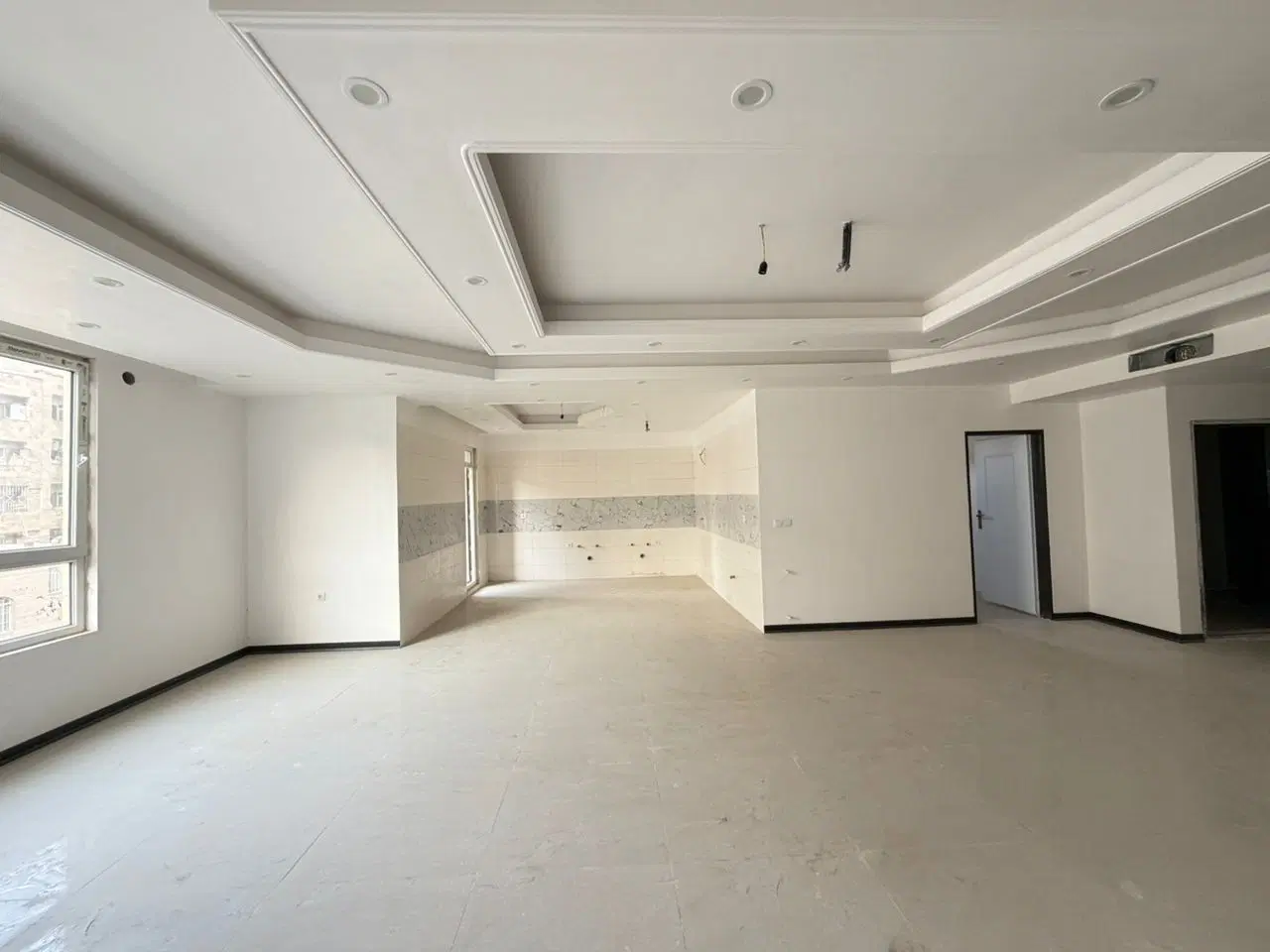 ۱۶۵ متر جنوبی تکواحدی کلید نخورده میلان زوج