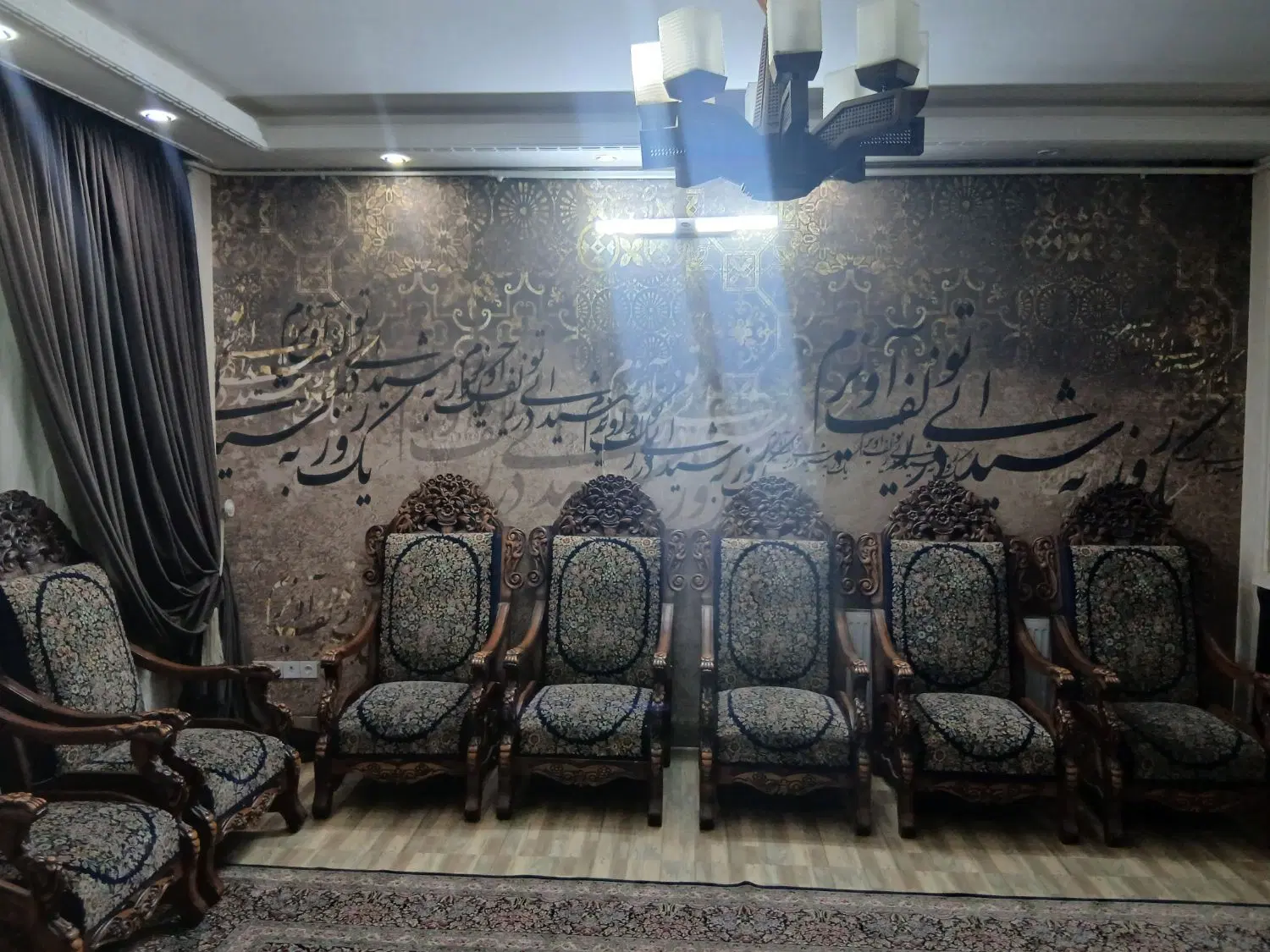ویلایی دوبلکس شیک خیابان حکیم