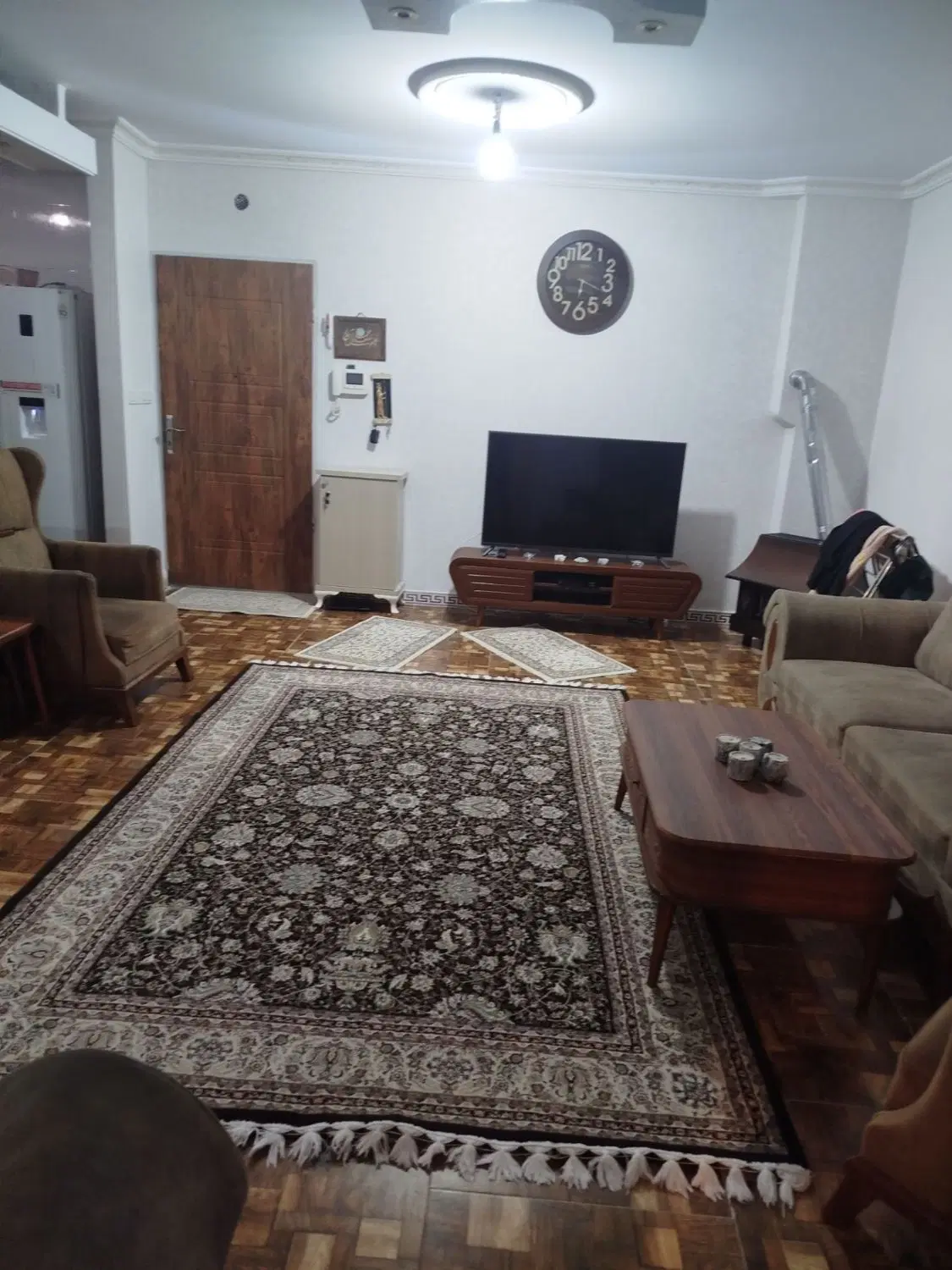 اجاره تک واحدی 90 متری