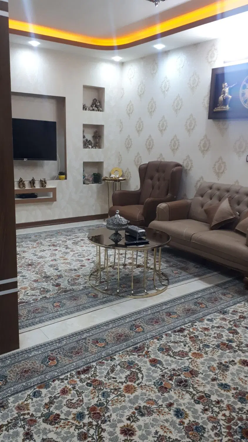 منزل فروشی بسیار شیک و تمیز