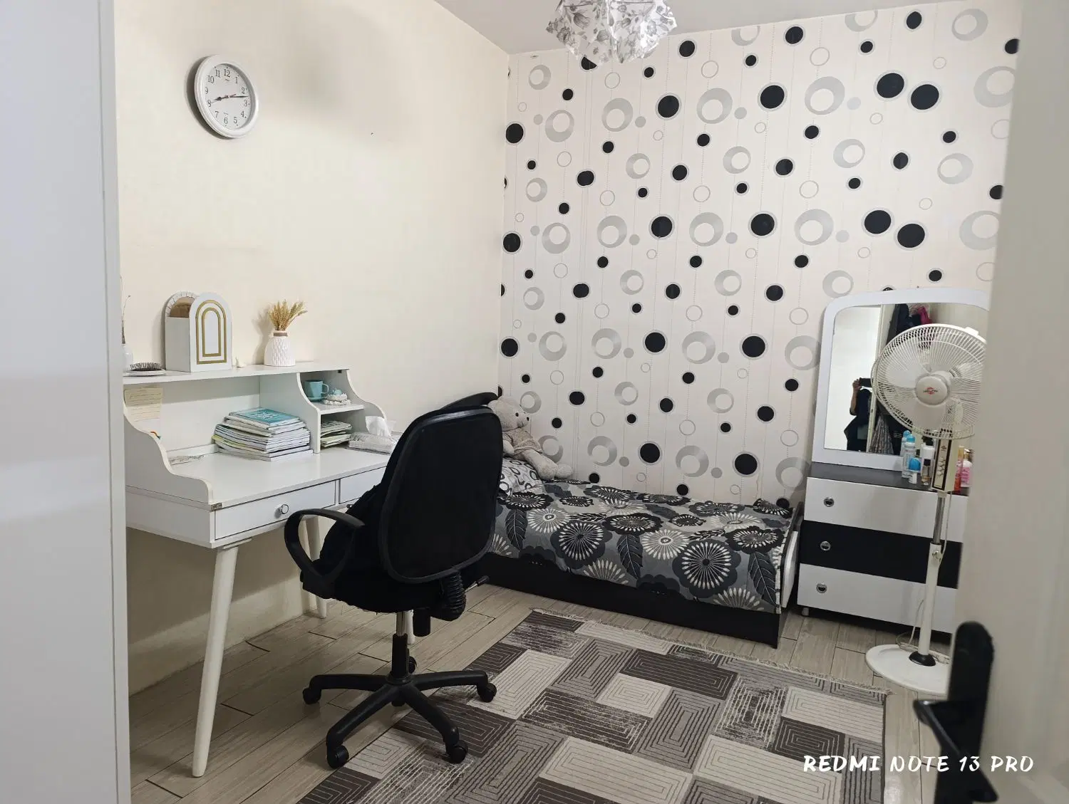 آپارتمان ۱۱۵ متری سنددار مطهری شمالی