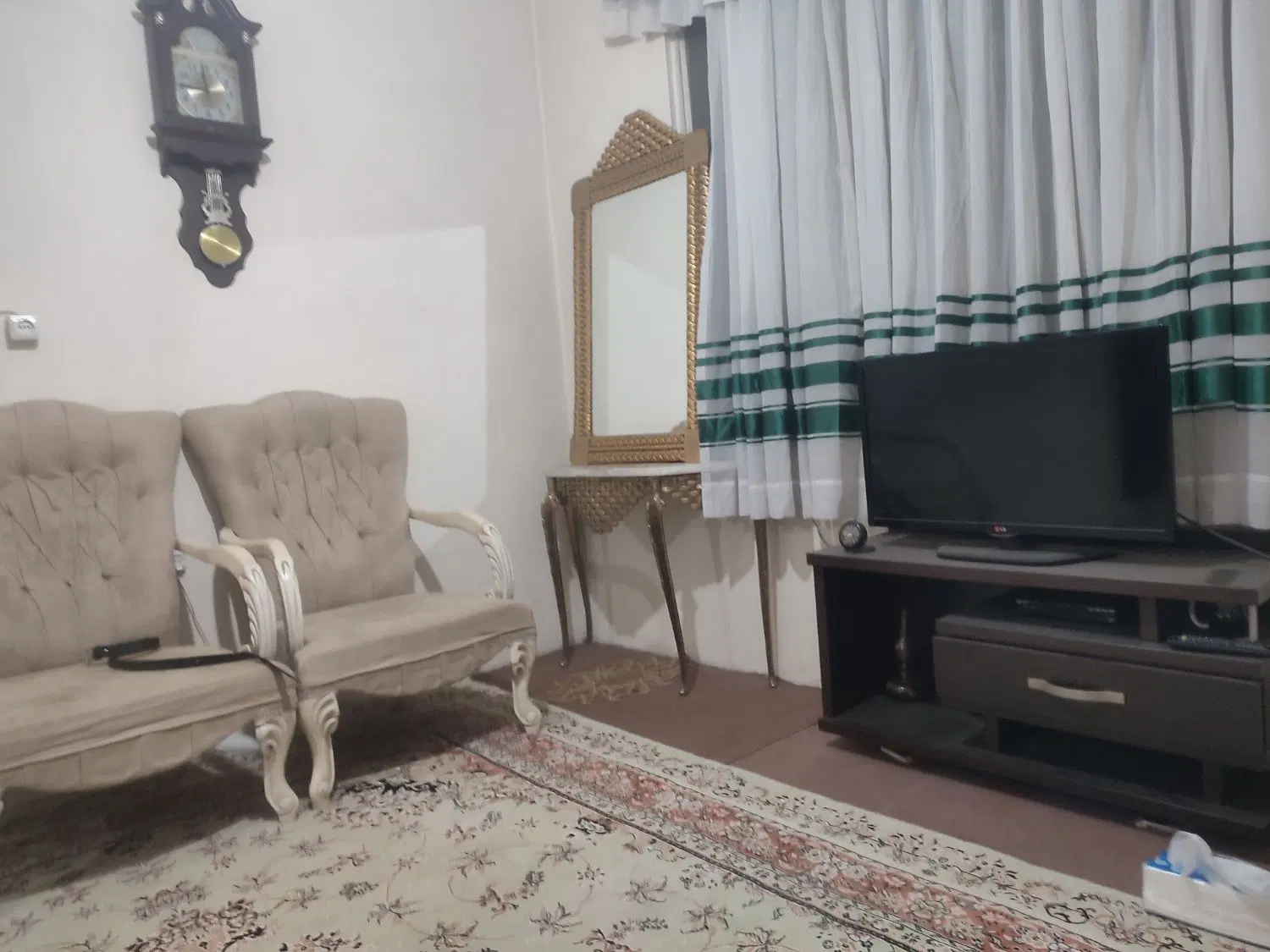 خونه دارم همخونه میخوا