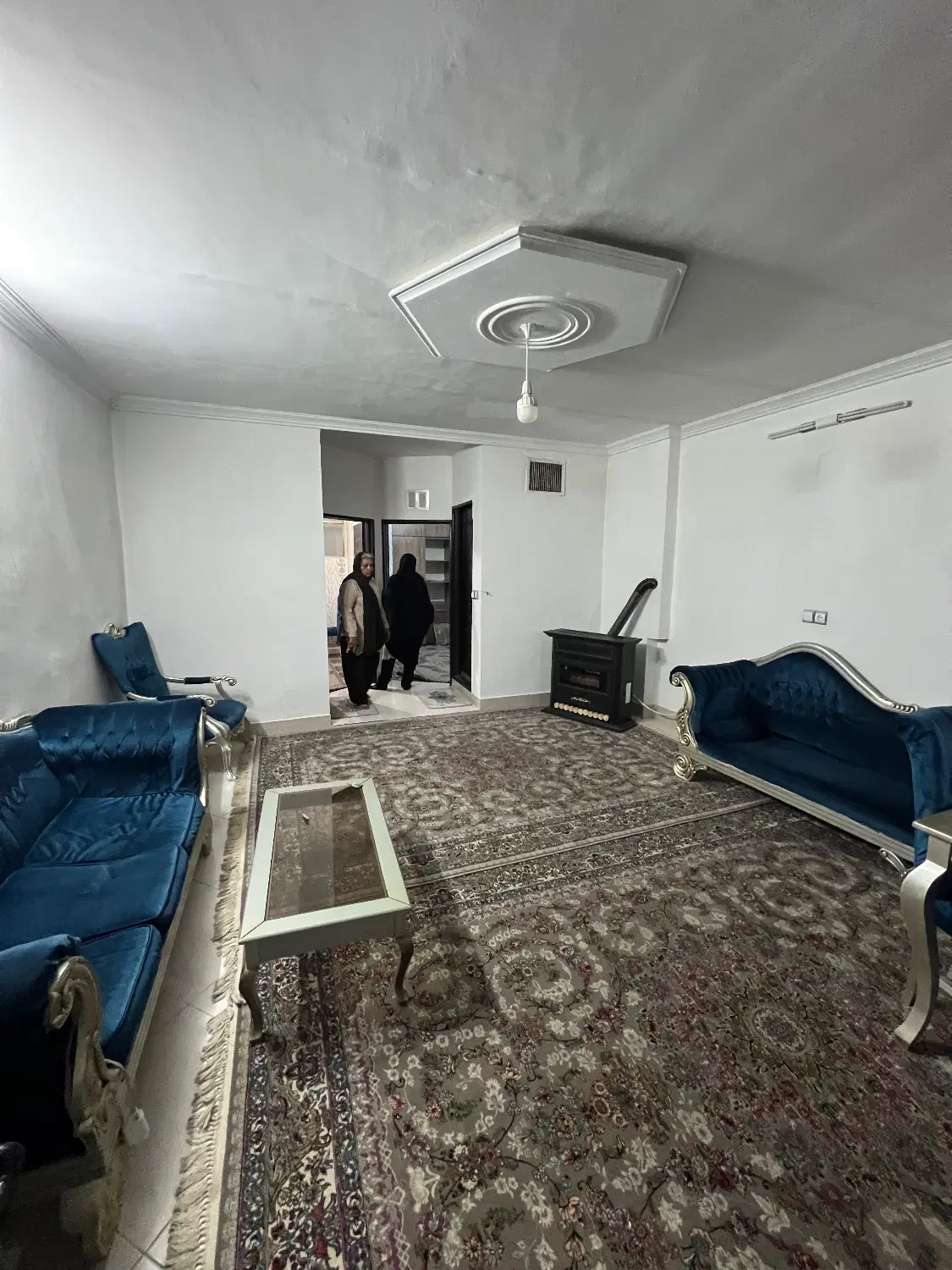 آپارتمان ۸۰ متری خادم الشریعه