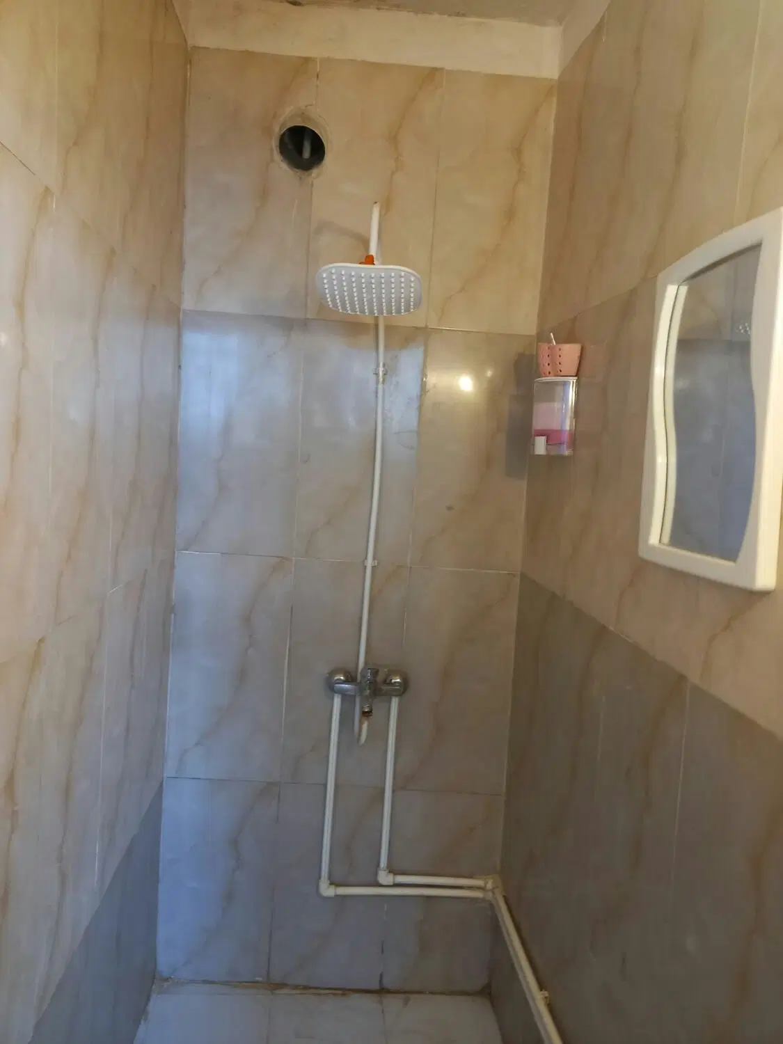 اپارتمان 75 متری 2خوابه