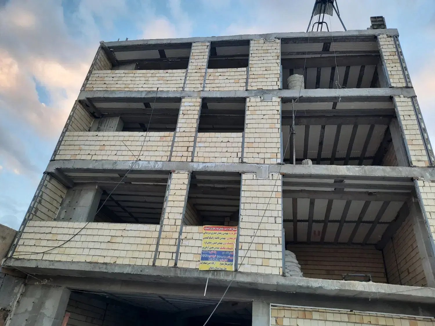 آپارتمان ۲خواب ۱۱۰متری