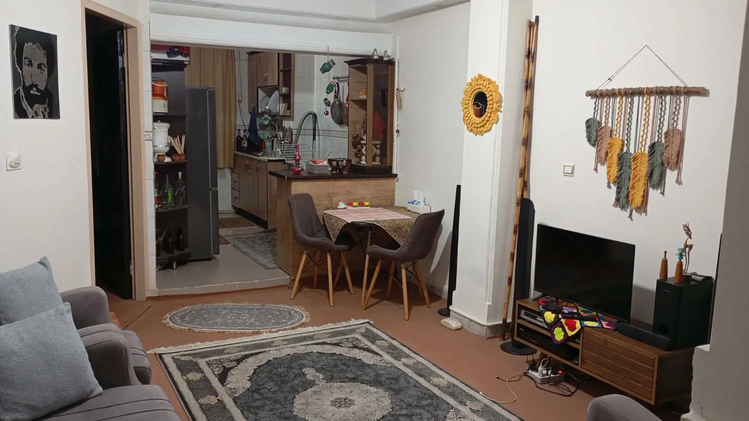 رهن و اجاره آپارتمان 50 متر باپارکینگ فاز1 اندیشه