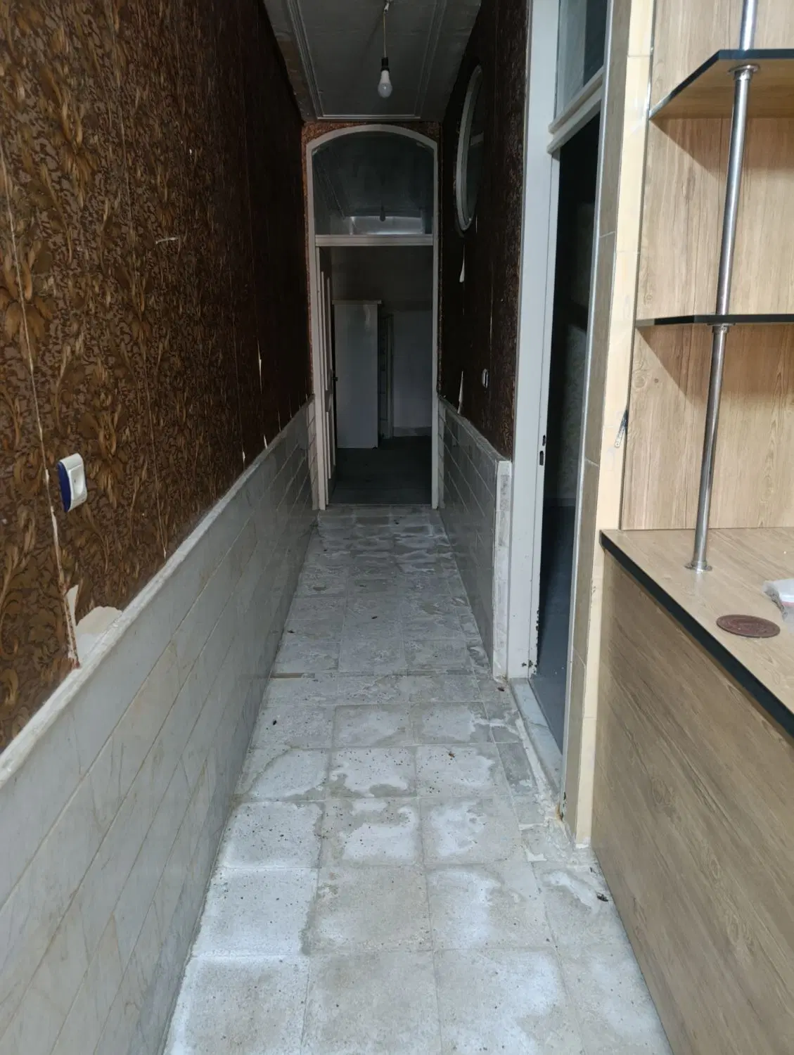 زیرزمین گلخانه ای  150متری
