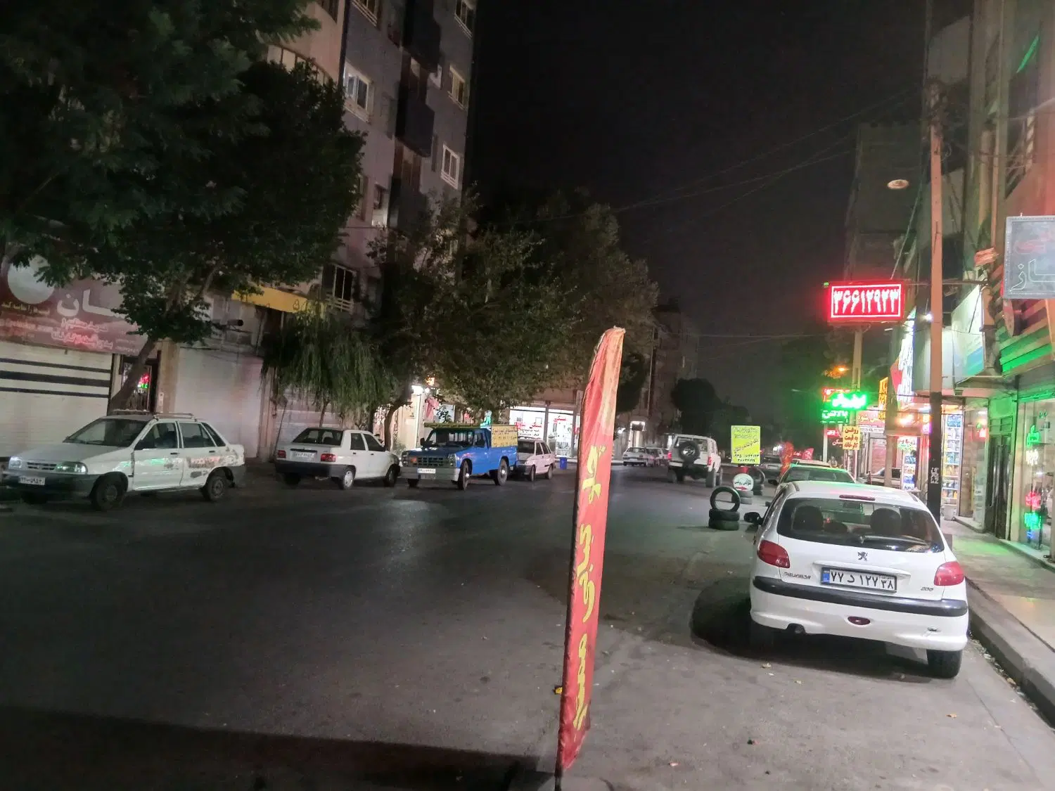 مغازه ۶۰ متری پاخور مناسب جنب نانوایی ۴۸ دستگاه