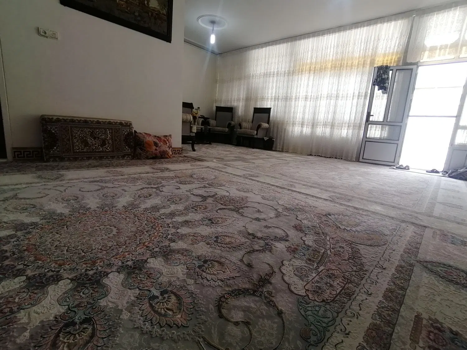 رهن و اجاره ۱۳۰ متر ویلایی دربست