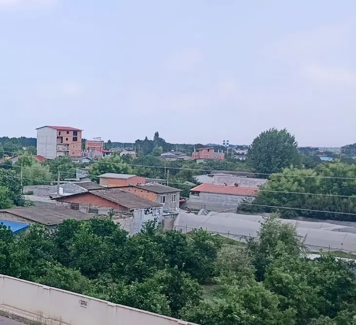 فروش واحد ۸۰ متری شیک با چشم‌انداز ابدی طبقه ۳