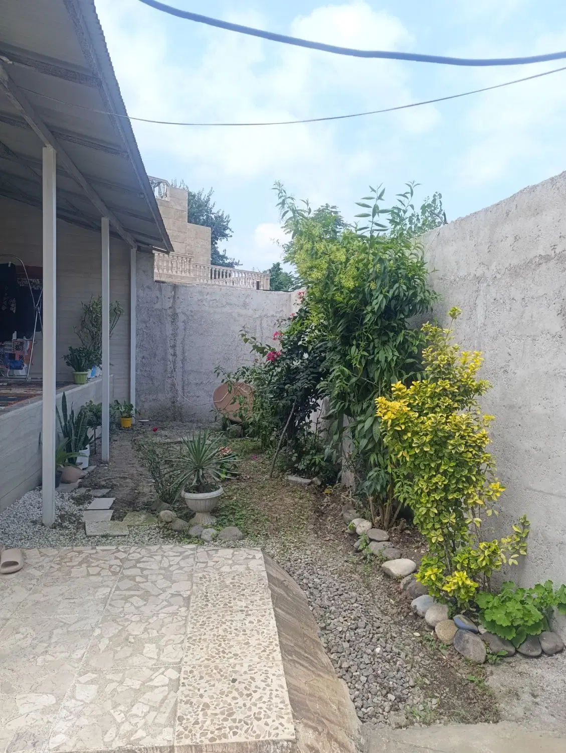 خانه ویلایی میدان امام علی
