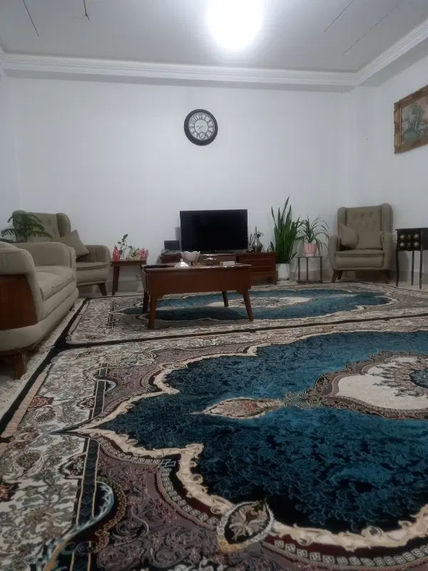 ۷۳ متری گاوخانه