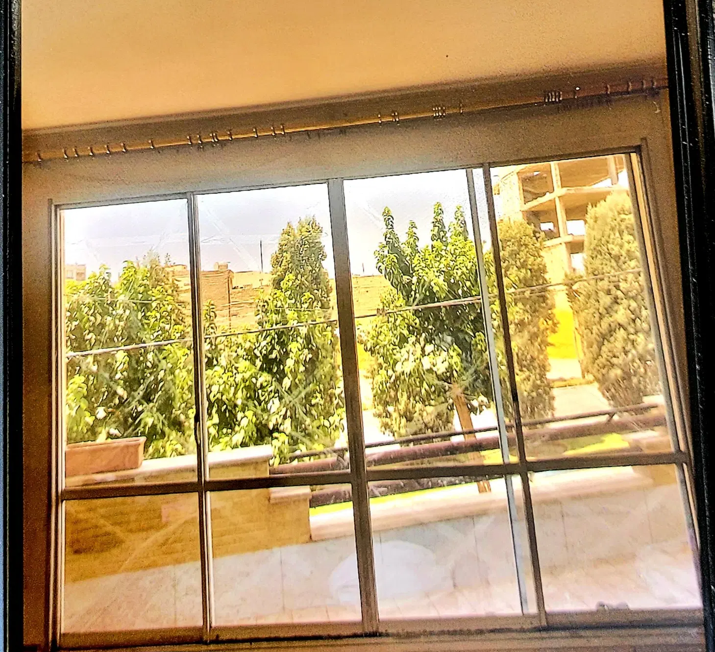 اپارتمان ۱۰۰ متری میرزای شیرازی