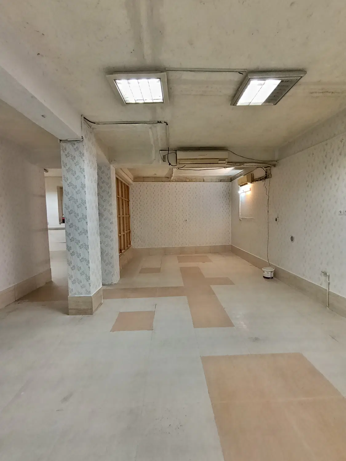زیرزمین بر سی‌متری سینما سعدی